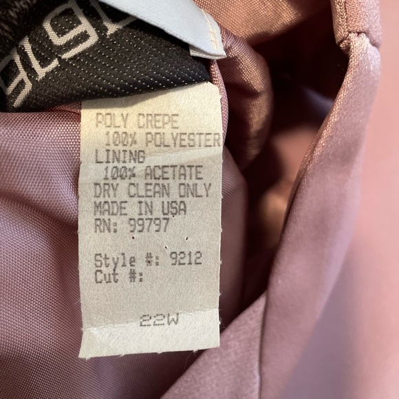 Plus Size Women’s Dress and Jacket Set - Picture 10 of 15